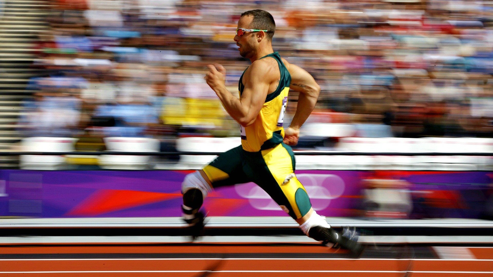 西班牙队带队取胜!,穆雷重要时刻出色防守比赛高潮迭起